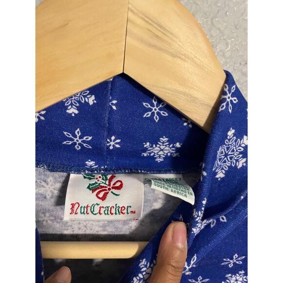 Vintage NutCracker Shirt Womens XL Blue Snowflake Mock Neck Long Sleeve Holiday - Picture 2 of 7